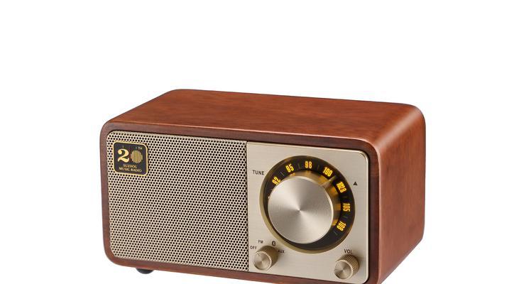 以山进990收音机的功能与性能介绍（一款优秀的收音机品牌）