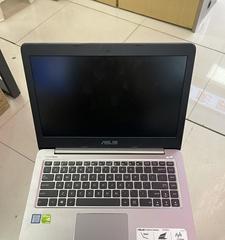 华硕R457UV6200的性能与特点剖析（华硕R457UV6200处理器、显卡、储存等方面的亮点）