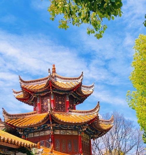 以35拍风景的魅力（穿越镜头的自然之美）